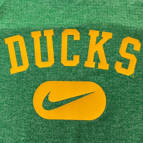 Nike Men's Long Sleeve Shirt Green w/ Yellow Text DUCKS. University of Oregon S - Picture 7 of 7